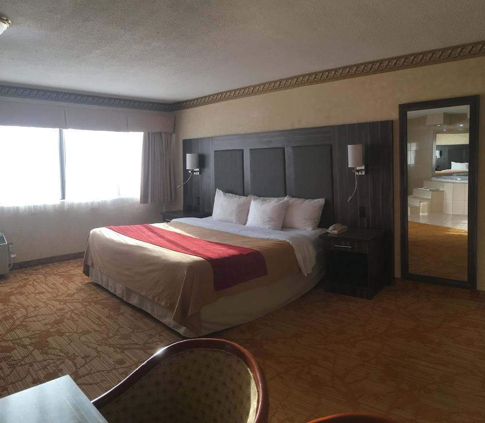 Comfort Inn Meadowvale Mississauga Ngoại thất bức ảnh