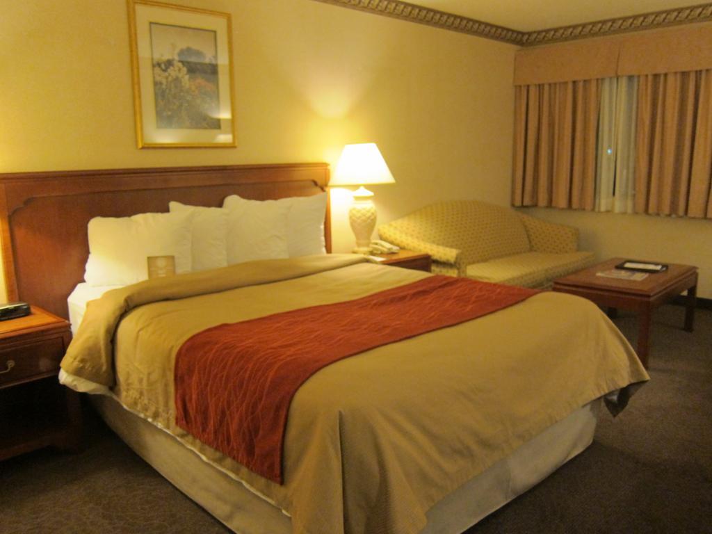 Comfort Inn Meadowvale Mississauga Ngoại thất bức ảnh