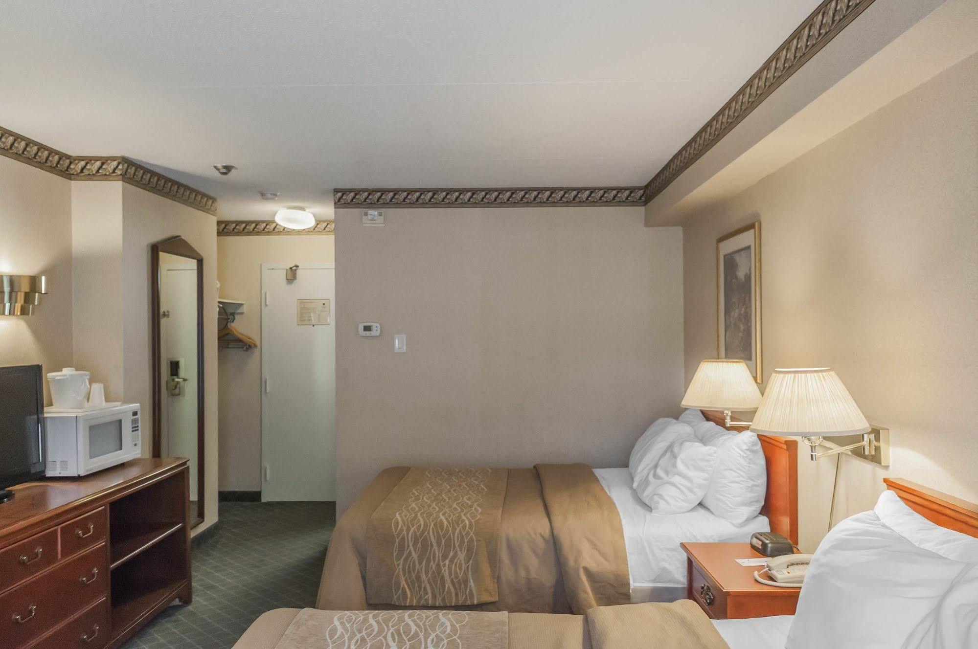 Comfort Inn Meadowvale Mississauga Ngoại thất bức ảnh
