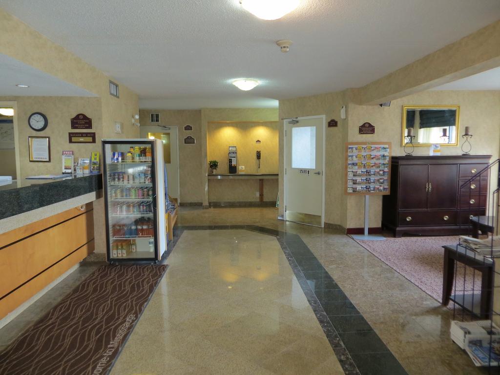 Comfort Inn Meadowvale Mississauga Ngoại thất bức ảnh
