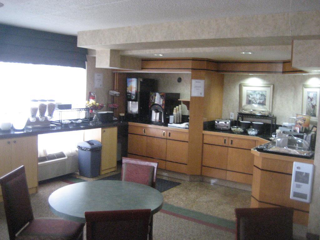 Comfort Inn Meadowvale Mississauga Ngoại thất bức ảnh